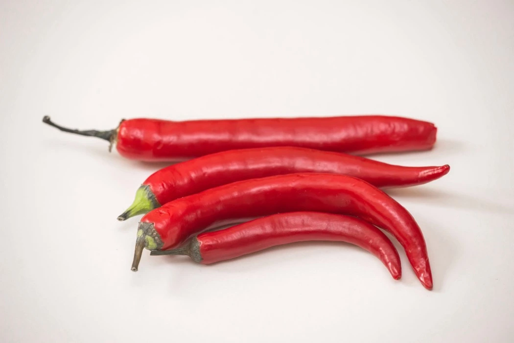 hot-peppers-vole-deterrent